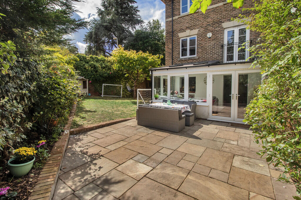 Tetley Mews, Tunbridge Wells photo 3