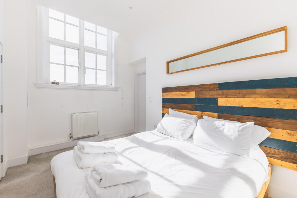 Apartment in London - View 4