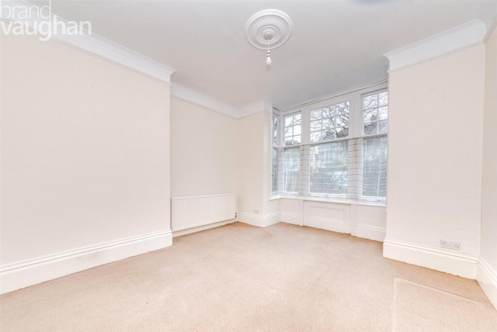 Apartment in Hove, Brighton and Hove - View 3