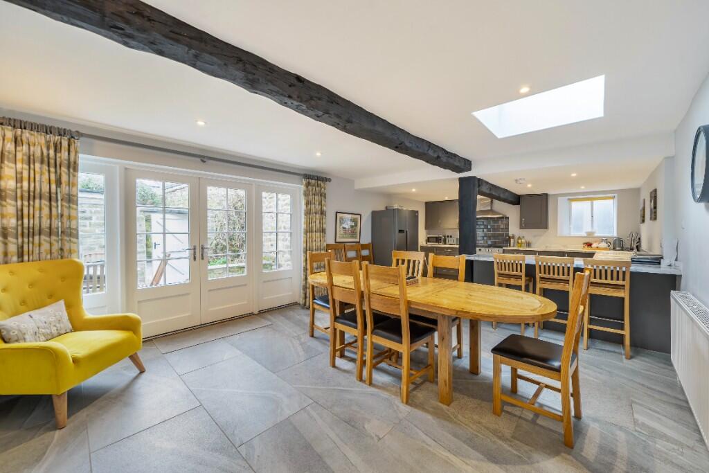 Merchants House, 6 Market Place, Masham, HG4 4EB - View 4