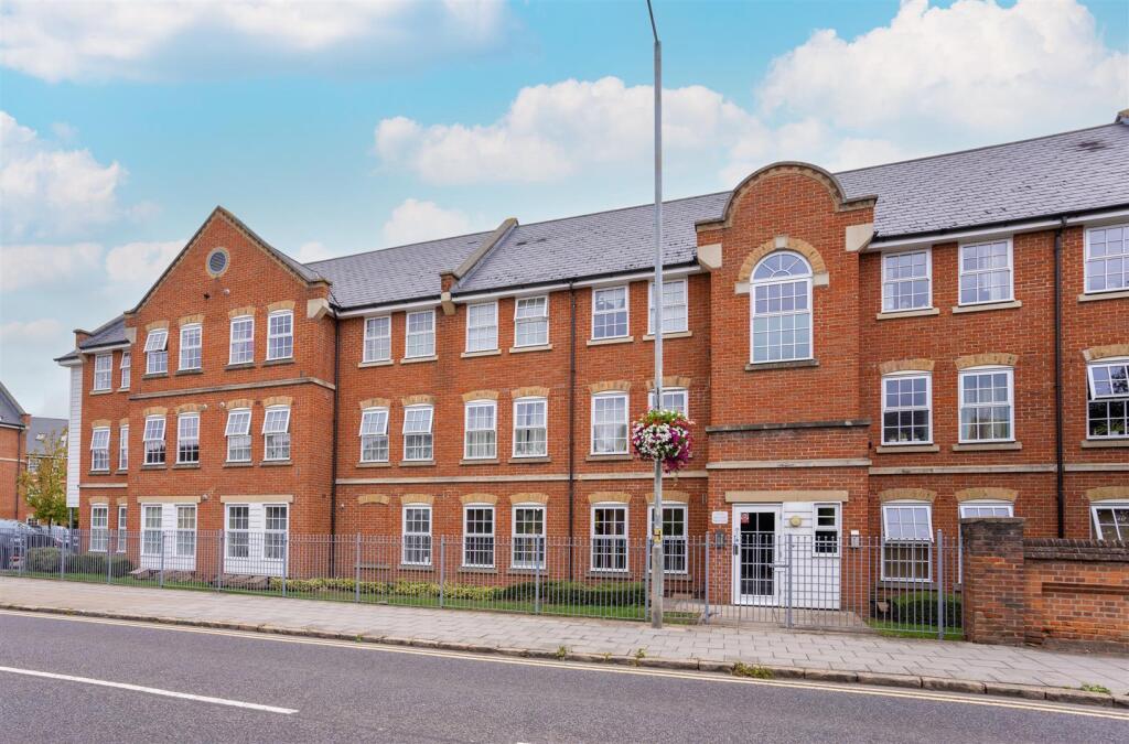 Main image of property: Florey Gardens, Aylesbury, Near town centre
