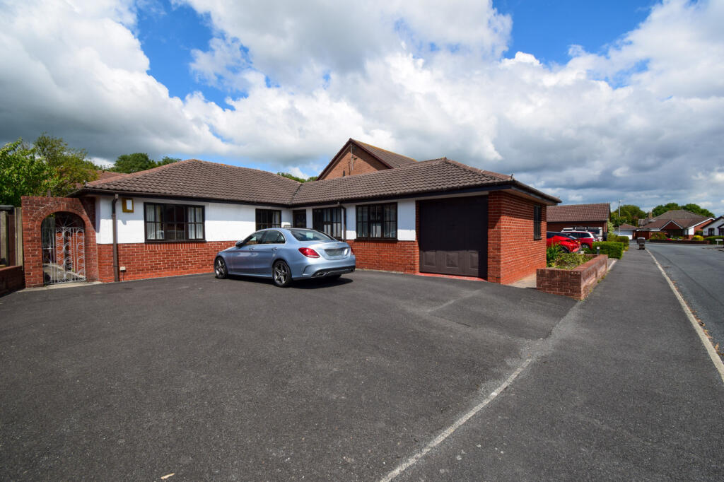 Main image of property: Hill Crescent, Newton, Preston, PR4