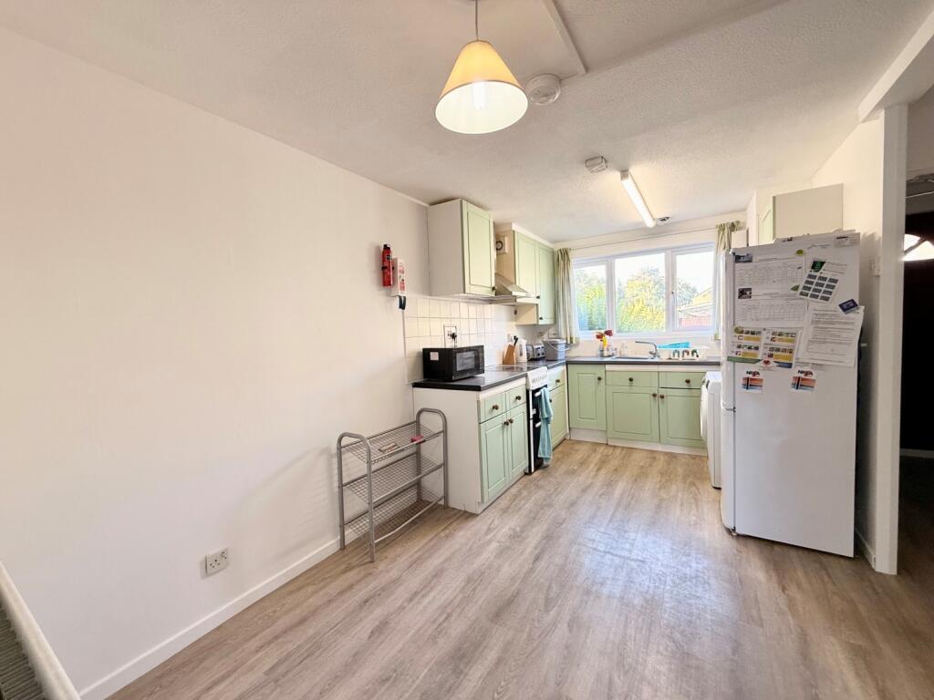 House in Twickenham - View 4