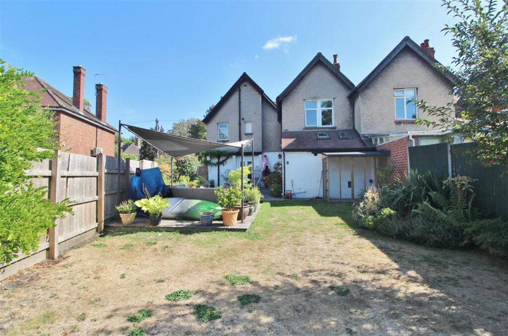 House in South Kesteven, Grantham - View 2