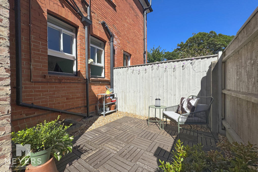 Apartment in Bournemouth - View 2
