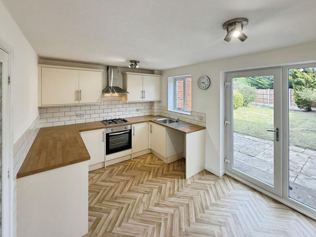 House in Worcester, Warndon - View 2