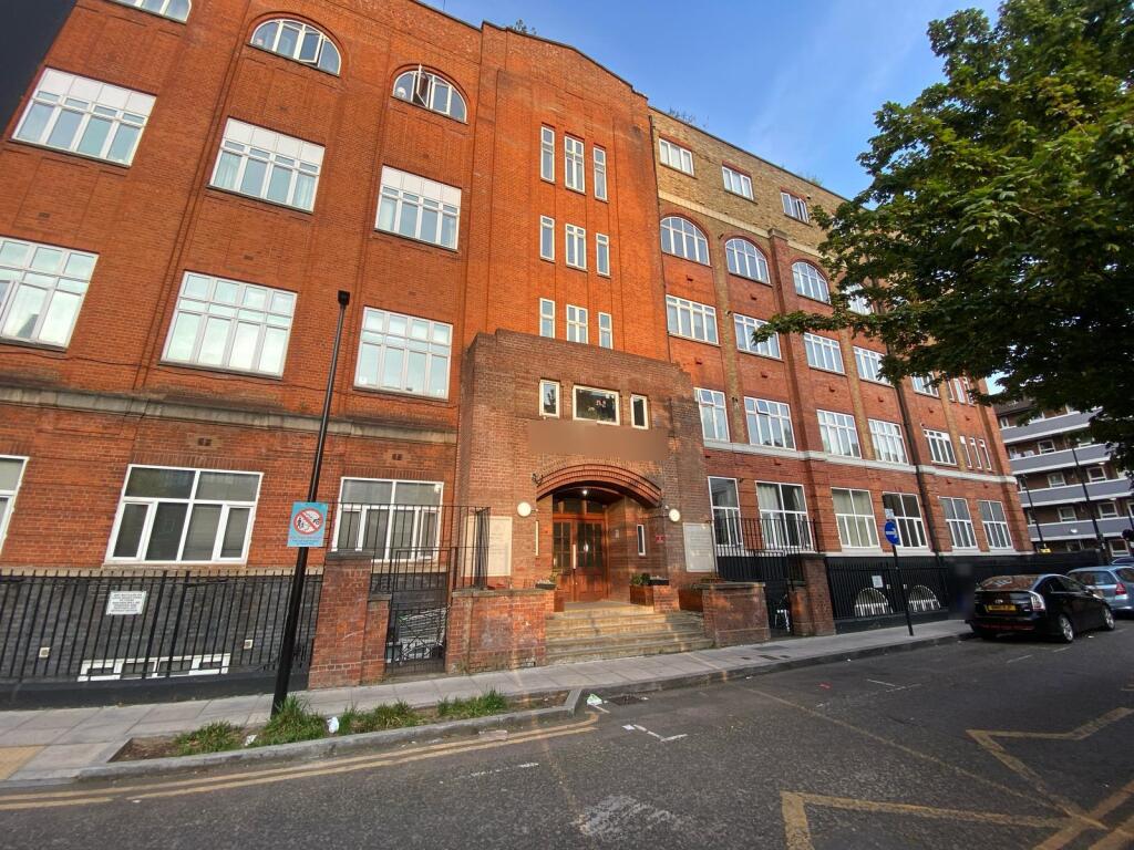 Main image of property: Studio Flat BBH Henriques Street, London, E1
