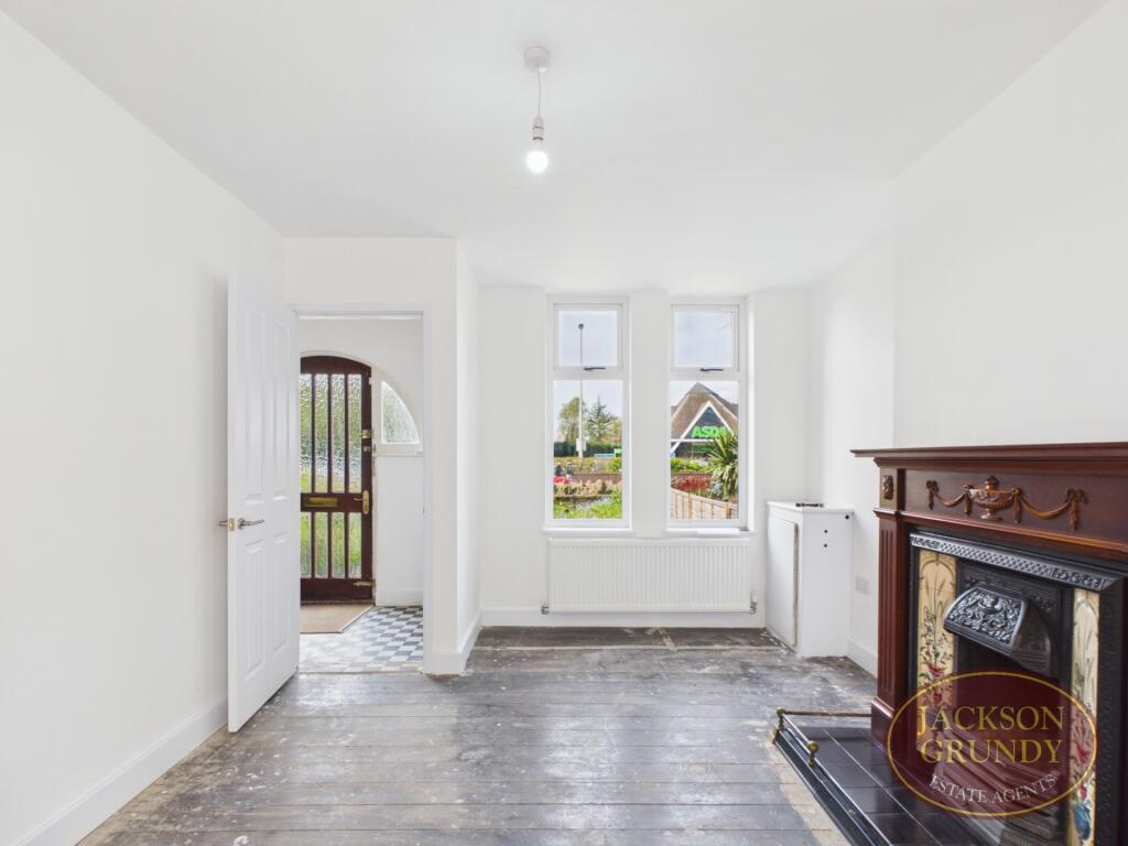 House in Northampton, St David's, Kingsthorpe - More