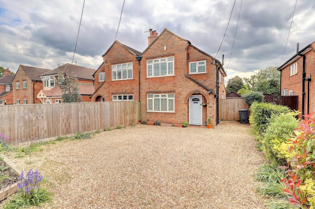 Main image of property: Penn Road, Hazlemere, High Wycombe, Buckinghamshire, HP15