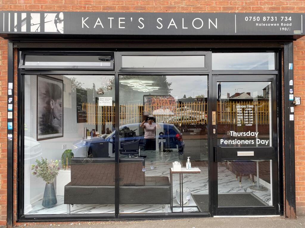 A POPULAR UNISEX SALON, Old Hill, Cradley Heath