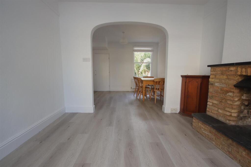 House in Cambridge - View 3