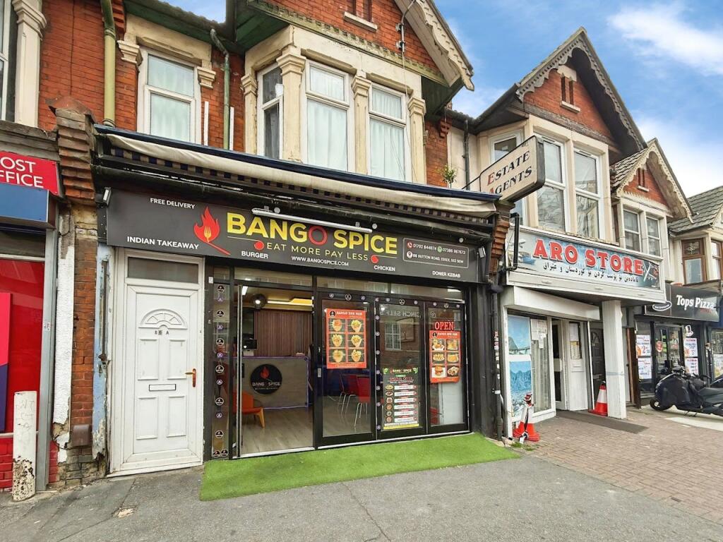 Main image of property: 86 Sutton Road, Southend-on-Sea, SS2 5EW