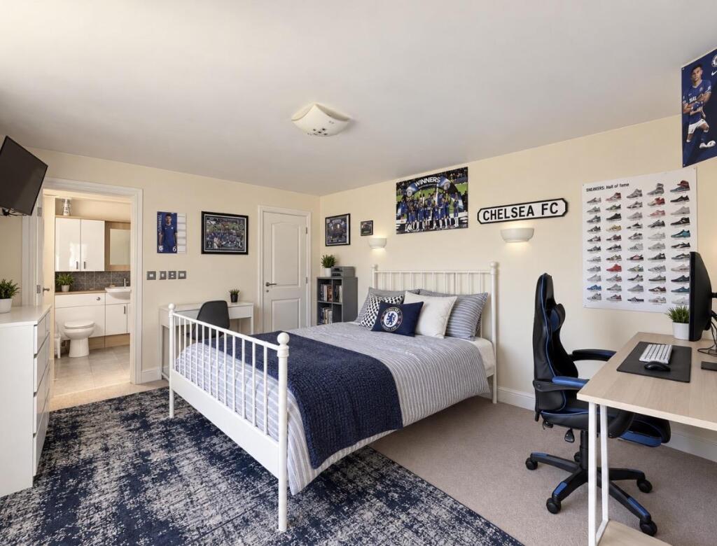 Property photo 8