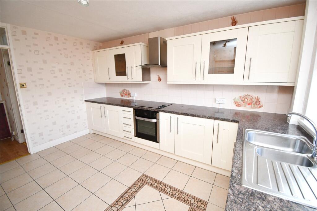 House in Upton, Overchurch Hill - View 3