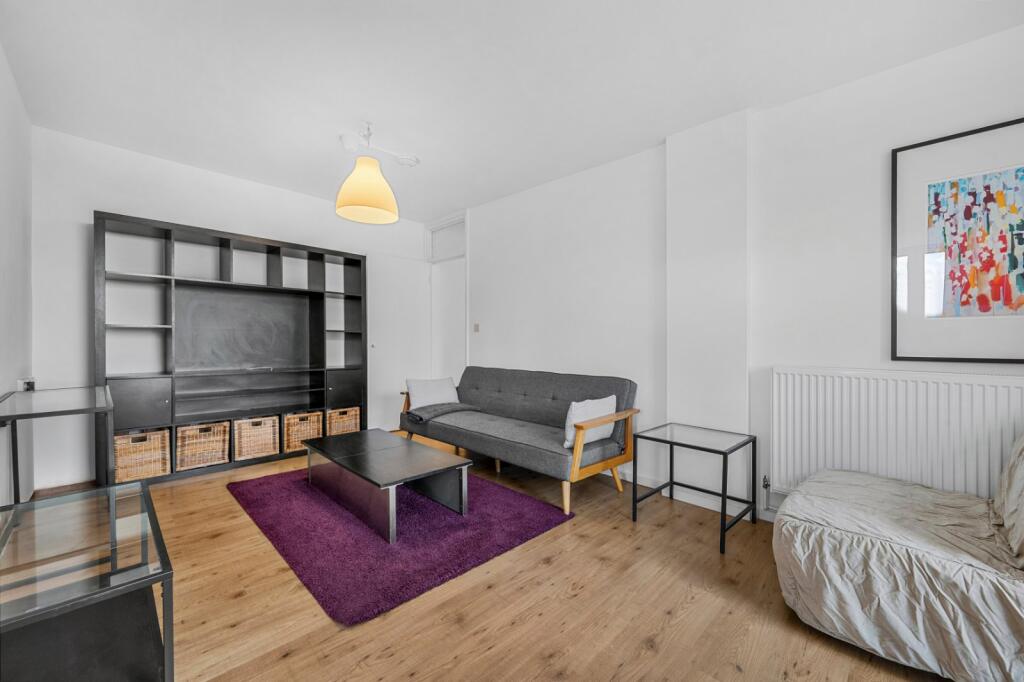Apartment in London - View 3