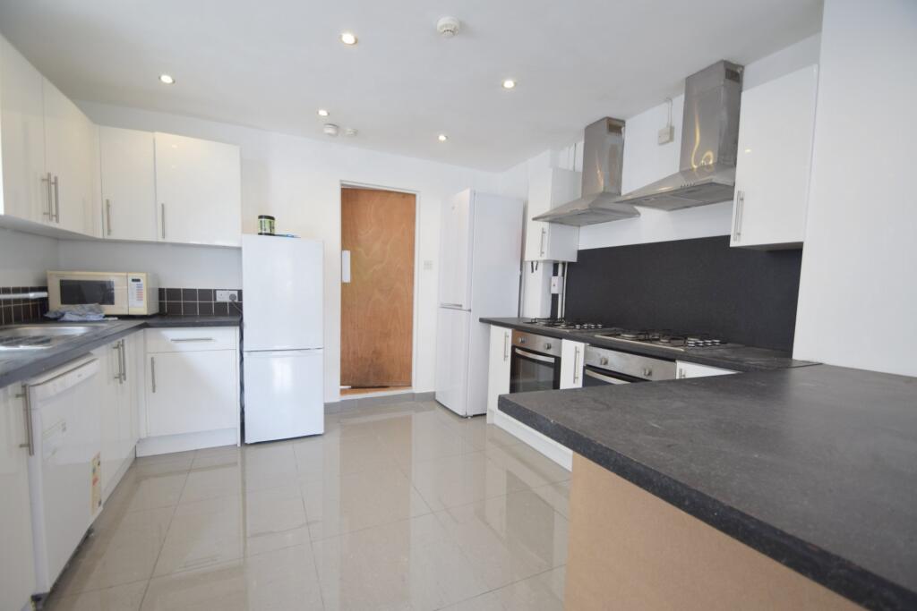 House in Cardiff, Cathays - View 2