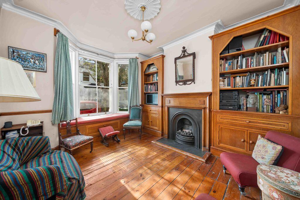 Main image of property: Cobbold Road W12