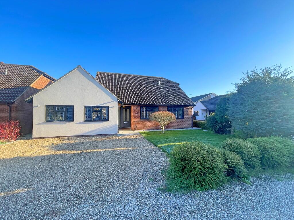 Main image of property: Spineyfields TIPTREE