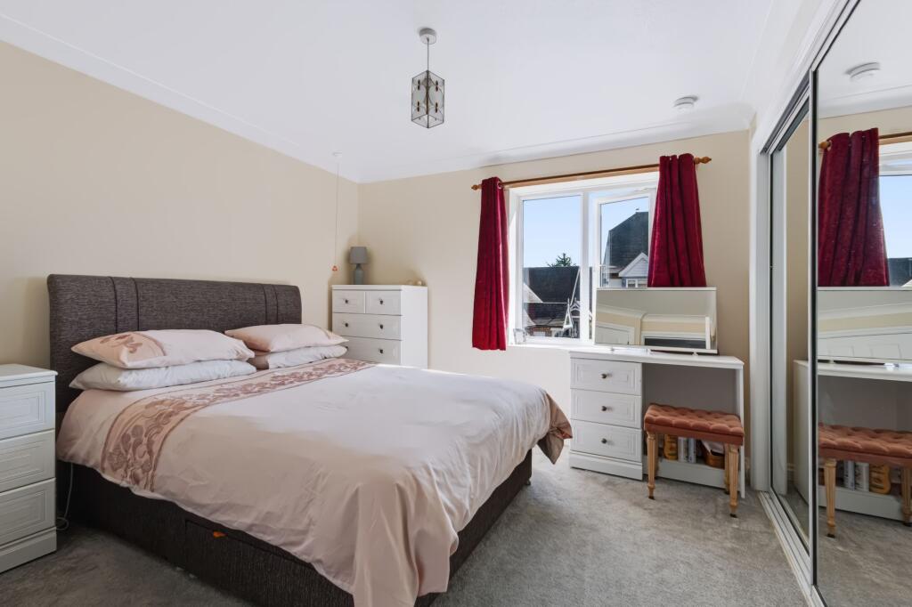 Apartment in Brighton - View 3