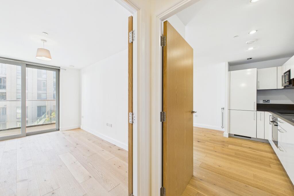 Apartment in London - View 5