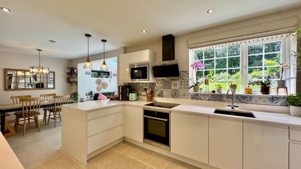 House in Newbury, West Berkshire - View 5