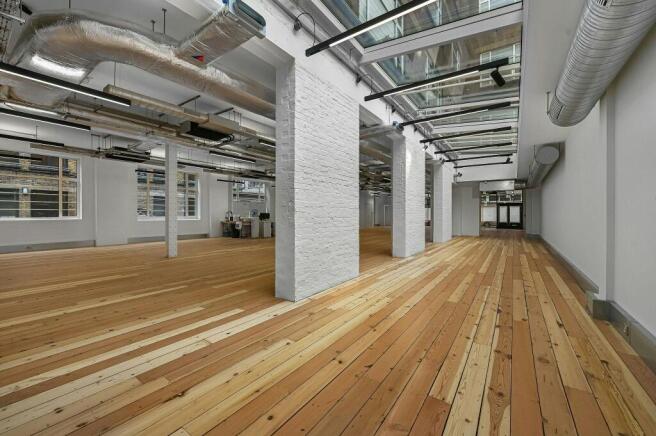 OLBC74WhiteLionStreet27.jpg