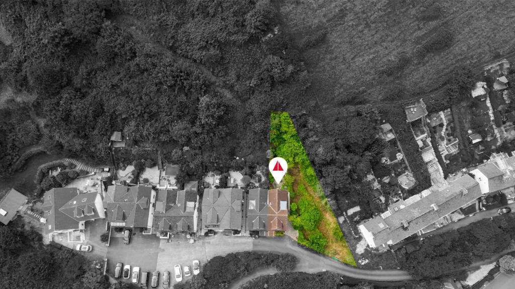 4-bed semi-detached on Victoria Heights, Dartmouth, £495,000
