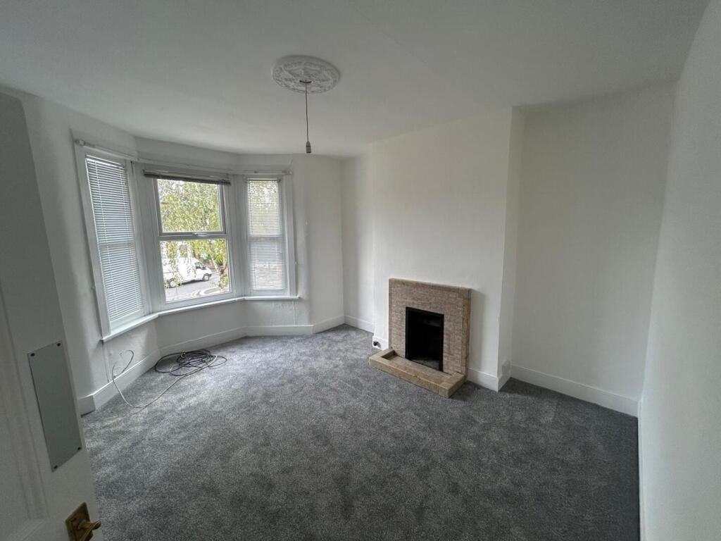 Apartment in London - View 2