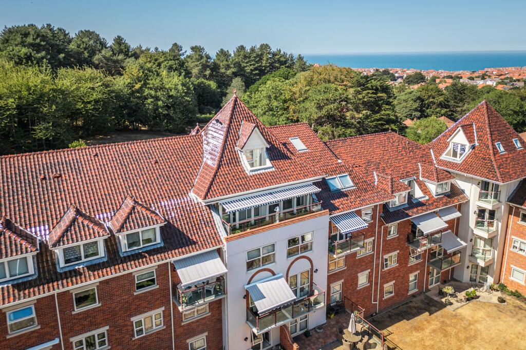 Main image of property: Penthouse Apartment in Exclusive Development in Sheringham