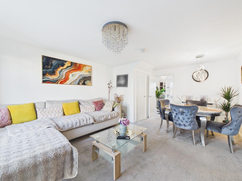 House in Glasgow, South Lanarkshire - View 4