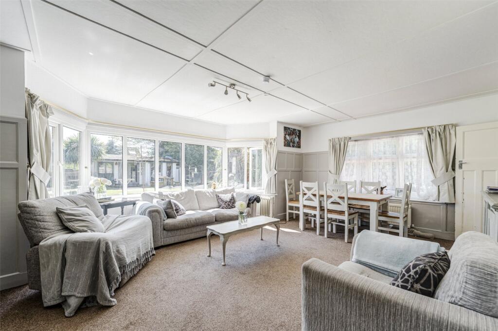 Littlehampton Road, Worthing, West Sussex, BN13 - View 3
