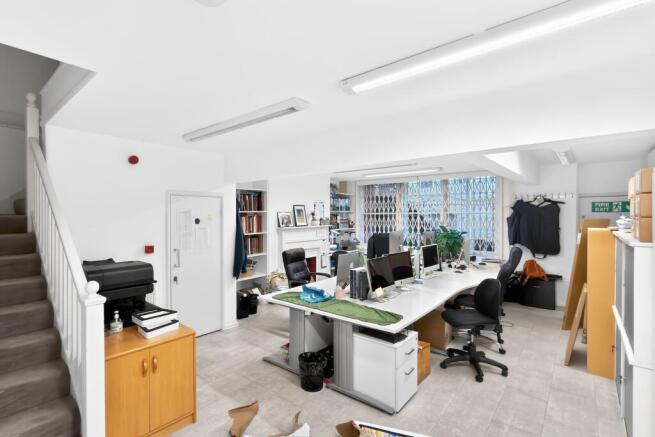 30 Queen Anne Street, London W1G 8HX