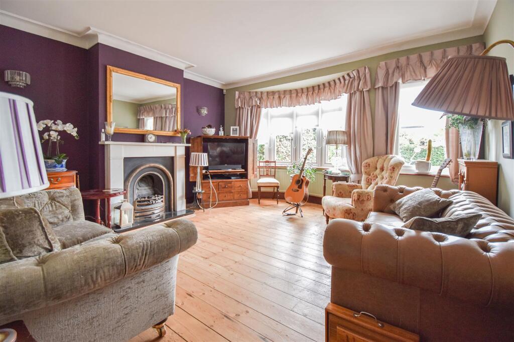 Blackmore Road, Kelvedon Hatch, Nr Brentwood photo 3