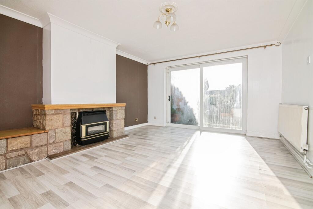House in Sandwell, West Midlands - View 2