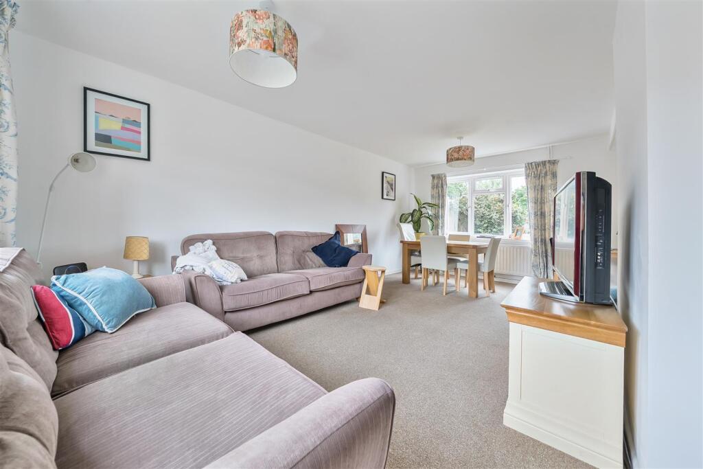6 Shorncliffe Way, Shrewsbury, SY3 8TF photo 2