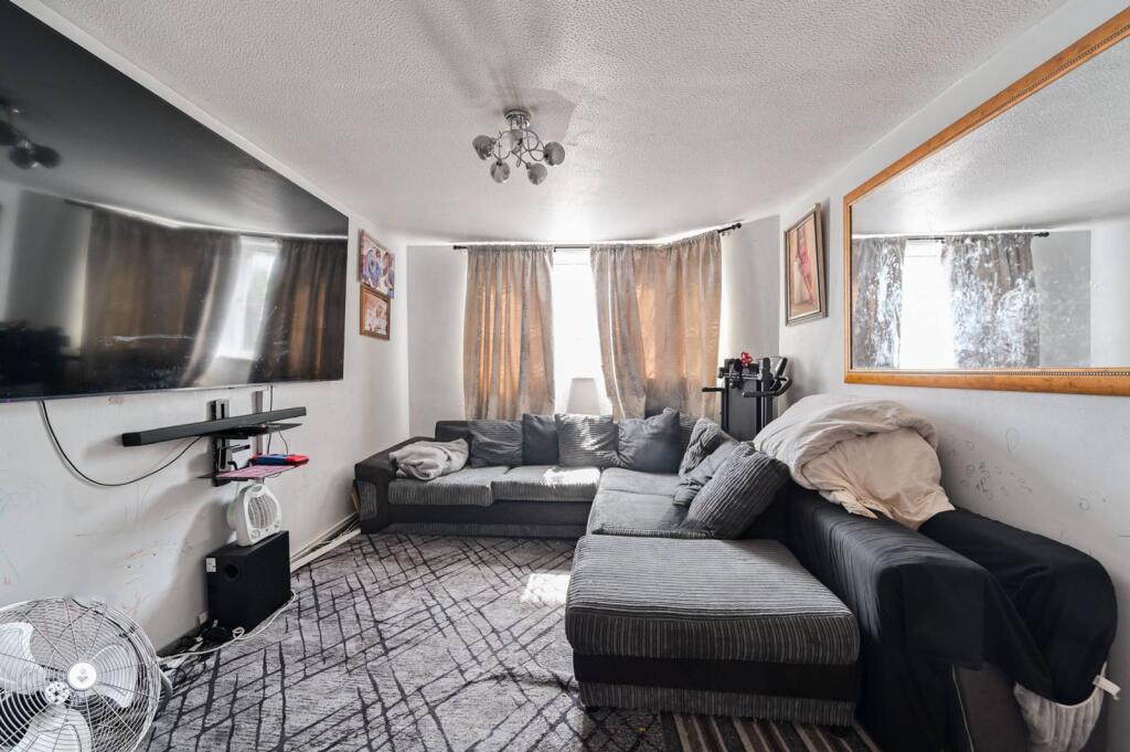 Main image of property: Brixton Road, SW9, Oval, London, SW9