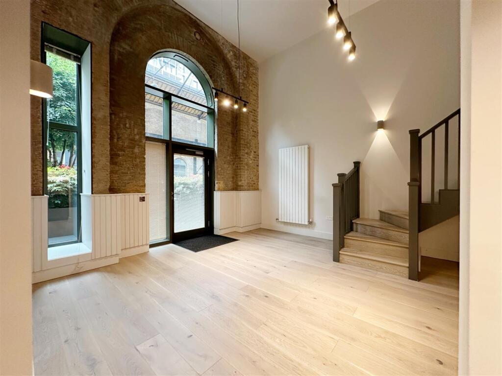 Main image of property: Windsor Square, Royal Arsenal Riverside