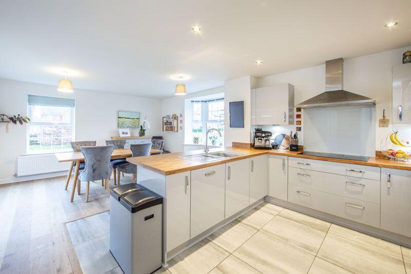 House in Crewe - View 3