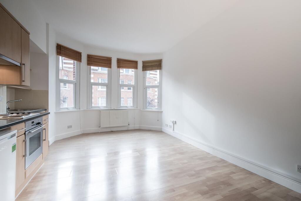 Apartment in London, West Hampstead - View 5