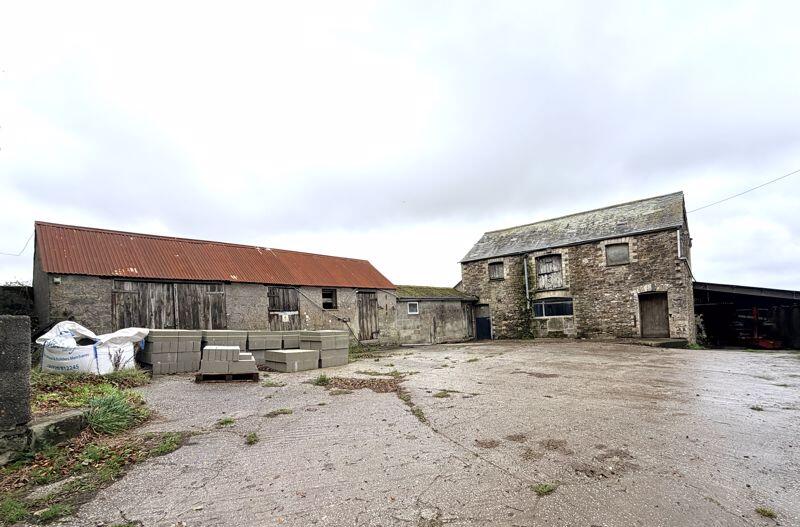 Higher Gluvian Farm, St. Columb photo 2