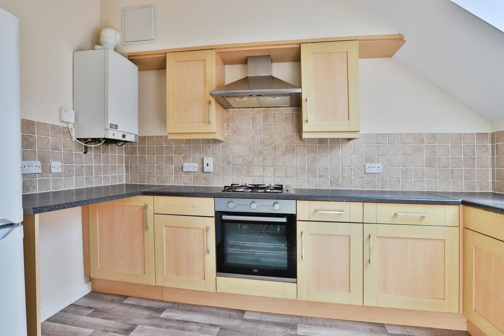 Alder Road, Poole photo 5