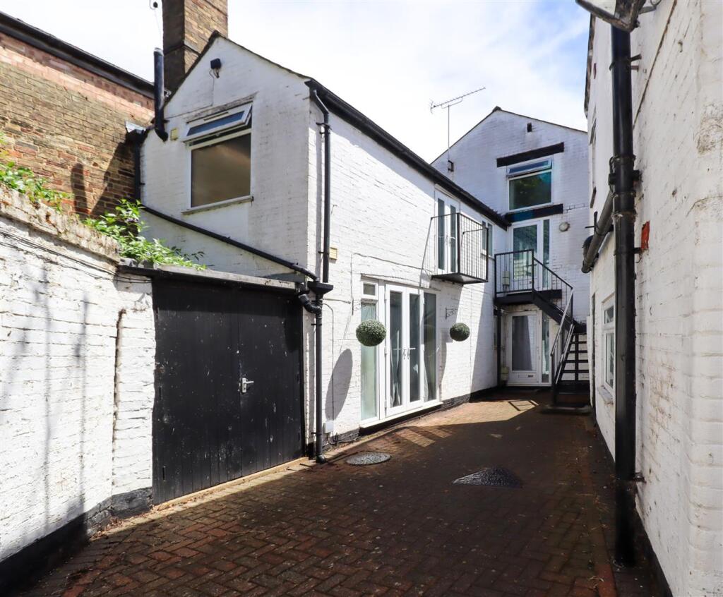 Main image of property: Market Place, ELY