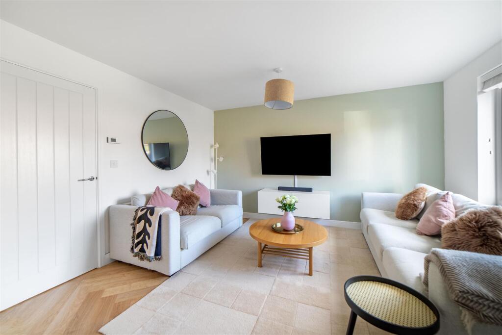 House in Newcastle upon Tyne, Woolsington - View 4