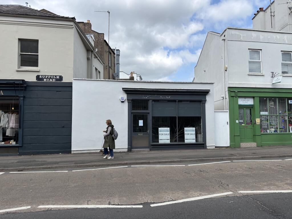 Main image of property: 21 Suffolk Road, Cheltenham, GL50 2AF