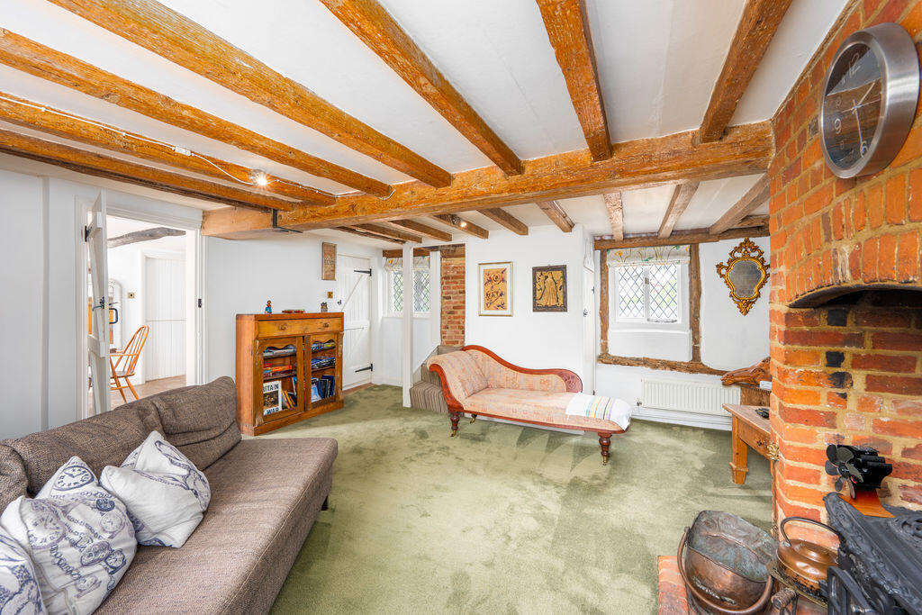House in Hemel Hempstead, Wooburn - More