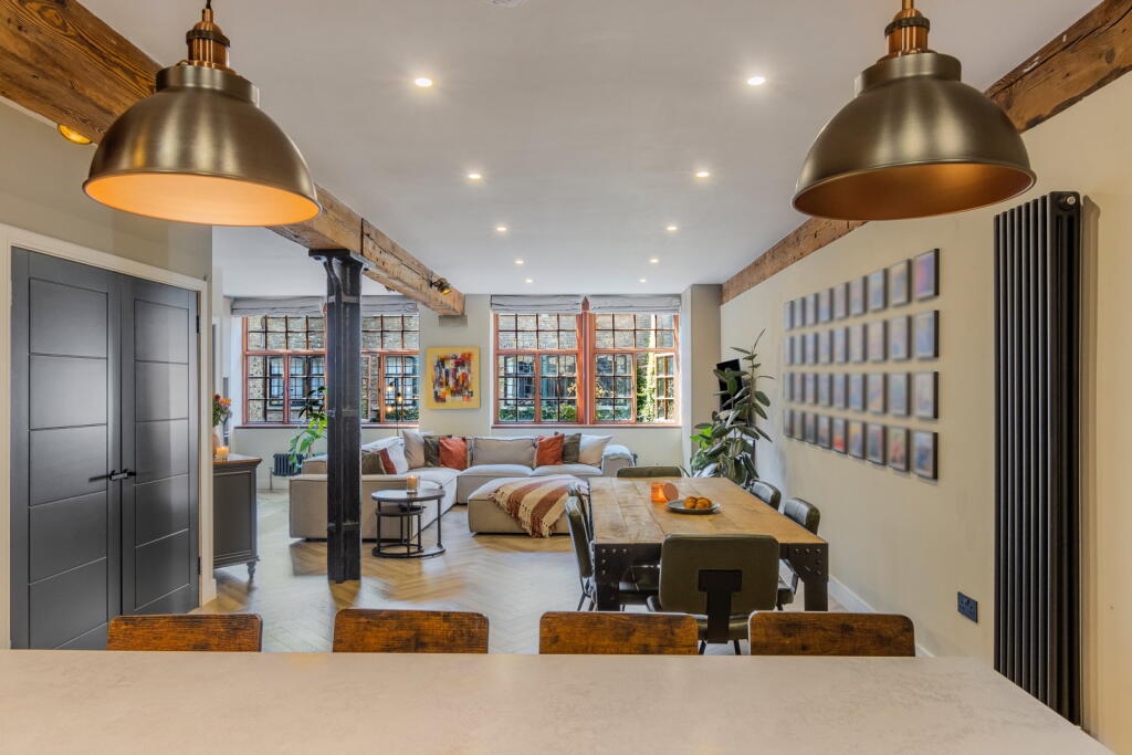 Apartment in London - View 4