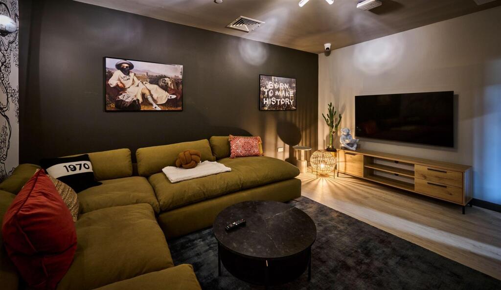 Studio flat for rent