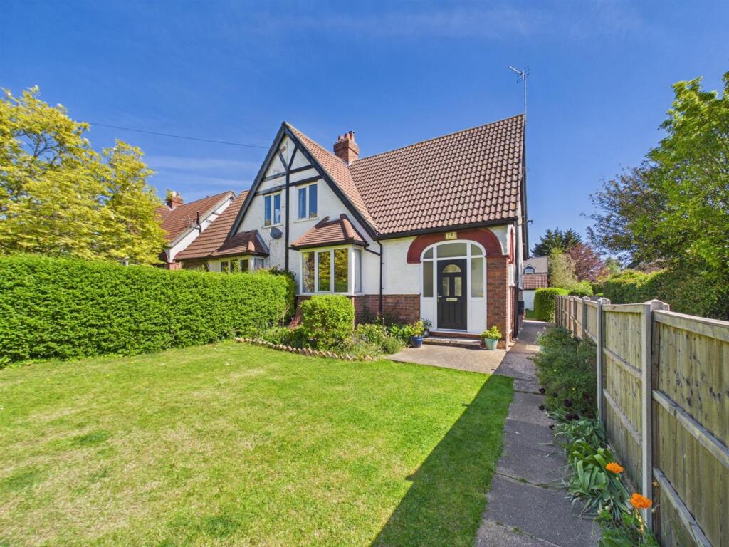 Main image of property: Victoria Road, Louth