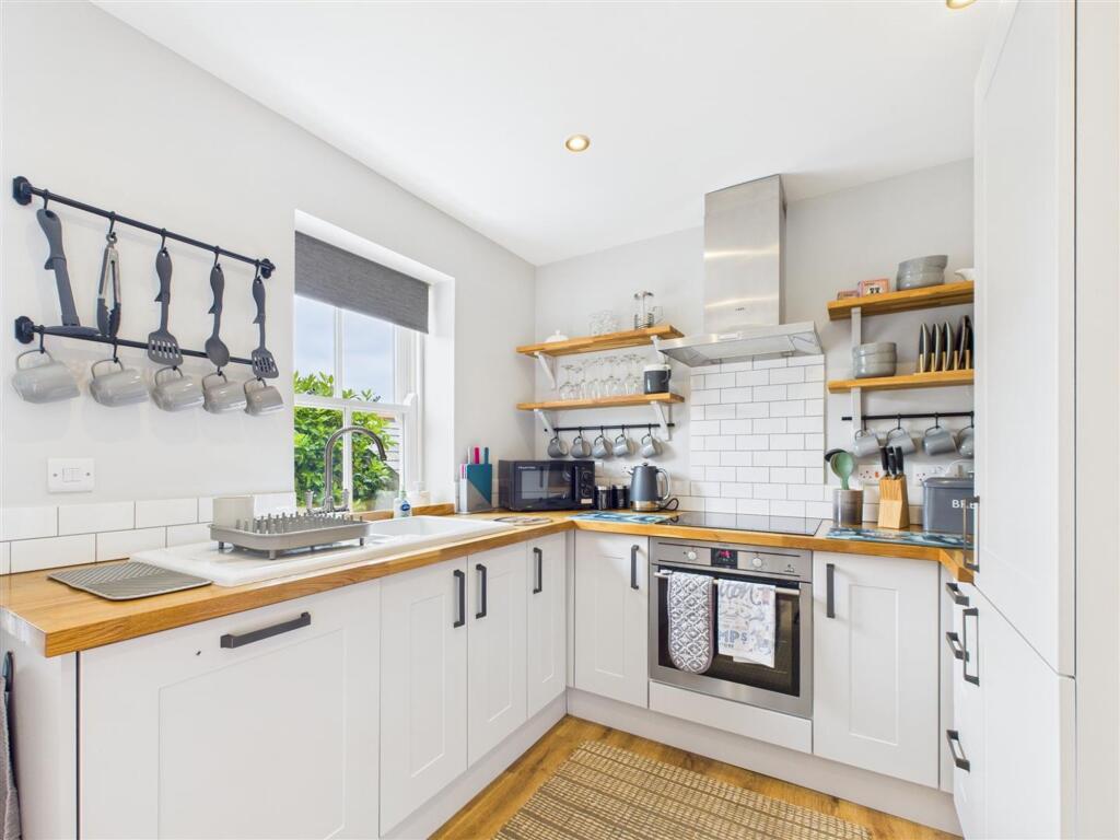 3 Cavendish Court, Slingsby, York, YO62 4BN photo 2