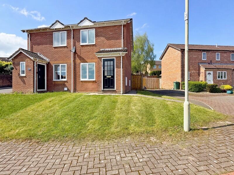 Main image of property: Ffordd Trecastell, Llanharry, Pontyclun, Rhondda Cynon Taff. CF72 9ND